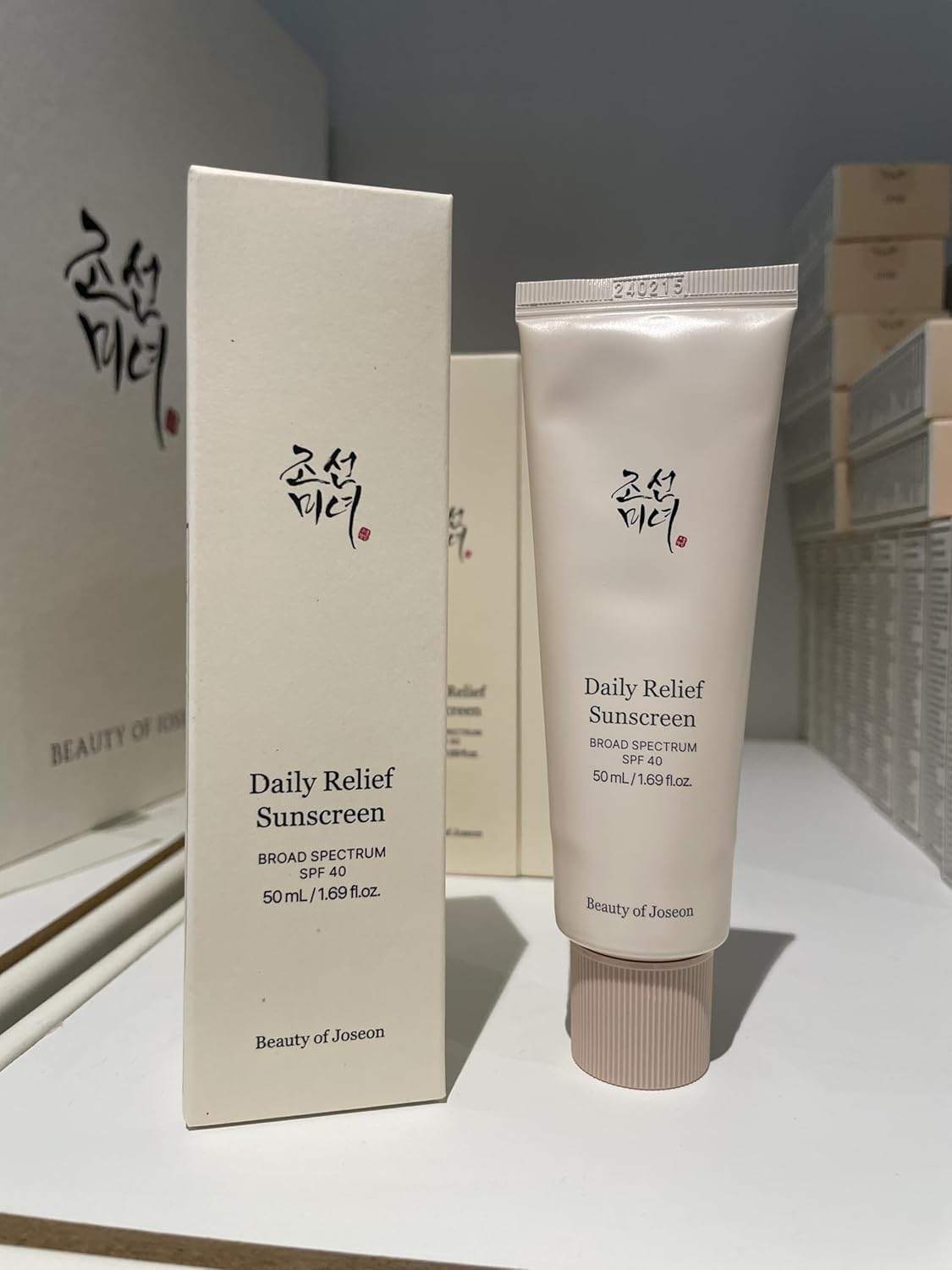 Daily Relief Sunscreen for face Sun moisturizing  SPF 40